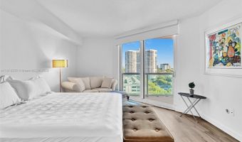 3370 Hidden Bay Dr 1002, Aventura, FL 33180