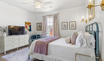 782 Water St, Biloxi, MS 39530