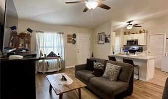 313 OAK St, Auburndale, FL 33823