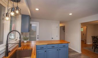 96 Pond View Dr, Auburn, NH 03032