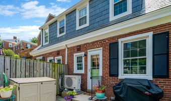 4220 32ND St S, Arlington, VA 22206