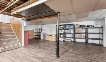 9684 Fox Ave, Allen Park, MI 48101
