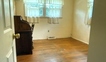 5203 Black Oak Rd, Alton, IL 62002