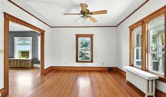 1 Arnold Ave, Newport, RI 02840