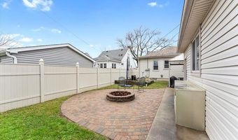 14845 RUSSELL Ave, Allen Park, MI 48101