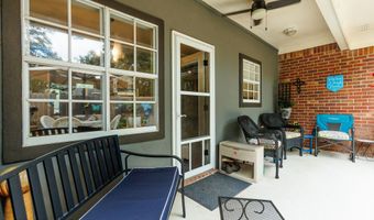 221 Cherrybark Ln, Brandon, MS 39047