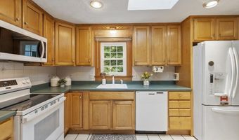 14 Olde Berry Rd, Andover, MA 01810