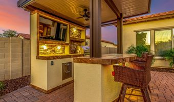 4390 S WHITE Dr, Chandler, AZ 85249