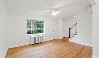 16 E LINDEN St, Alexandria, VA 22301