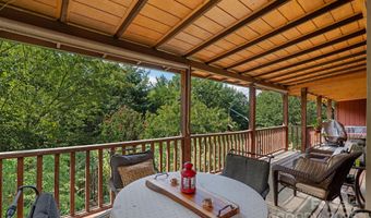 150 Avondale Ridge Rd, Asheville, NC 28803