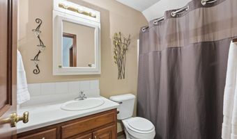 3919 County Rd 34, Auburn, IN 46706