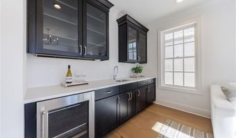 650 Mayfair Ct, Alpharetta, GA 30009