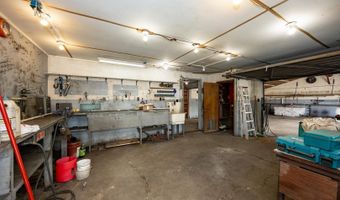 9786 Blackwater Rd, Baker, LA 70714