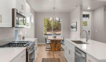 3859 NE Petrosa Ave, Bend, OR 97701