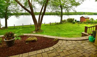 96 Avery Shrs, Coventry, CT 06238
