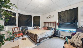 10 Pearl St, Auburn, ME 04210