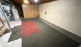 1916 3rd Ave SE, Austin, MN 55912