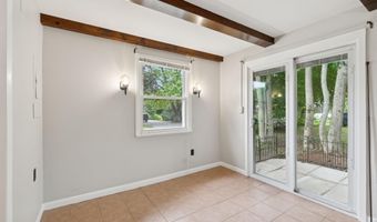295 S Main St, Auburn, ME 04210