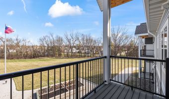 1427 34th Ave SW 220, Altoona, IA 50009