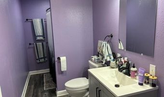 200 S Karner Ave, Altamont, KS 67330