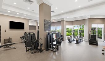 7000 W Island Blvd 907, Aventura, FL 33160