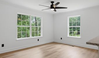 5109 Howardsville Rd, Apison, TN 37302