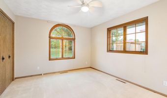 307 14th Pl NW, Austin, MN 55912