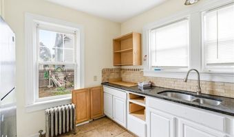 303 Narragansett St, Cranston, RI 02905