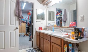 7941 Mossycup Dr, Charlotte, NC 28215