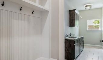 140 Cowan Xing, Alvord, TX 76225