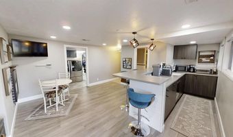 39 Valley Dr, Casper, WY 82604
