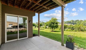 1141 E BANTA Ct, Appleton, WI 54915