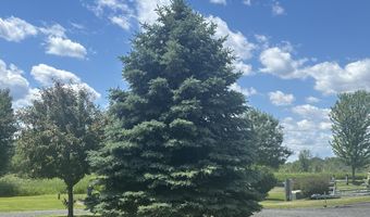 390 Wagner Point Rd, Alburgh, VT 05440