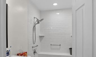 6929 CLEARWIND Ct #B, Baltimore, MD 21209