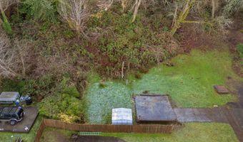 836 33RD St, Astoria, OR 97103