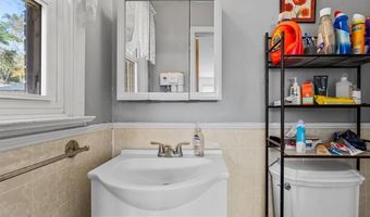 1236 Pepperidge Rd, Asheboro, NC 27205