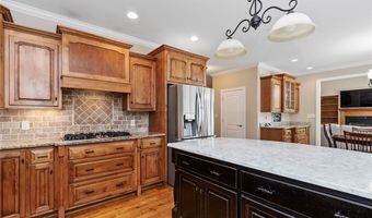 205 Graylyn Dr, Anderson, SC 29621