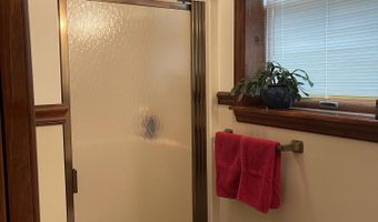 1065 Burns Ave, Altoona, PA 16601
