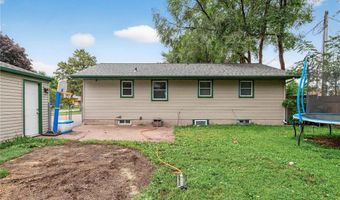 651 Randall Dr, Anoka, MN 55303