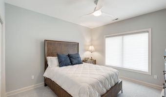 12 S Broadway, Beverly Shores, IN 46301