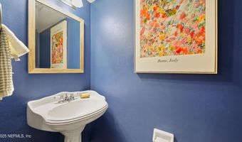 2233 SEMINOLE Rd 7, Atlantic Beach, FL 32233