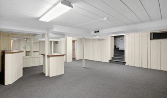 3 HIDDEN Ln, Abington, PA 19001