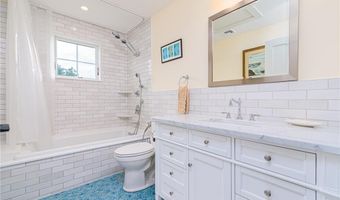 953 Fort Getty Rd, Jamestown, RI 02835