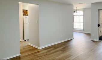 3322 WOODBURN VILLAGE Dr 24, Annandale, VA 22003