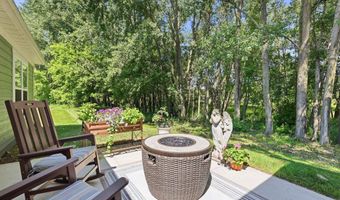 2404 E Baldeagle Dr, Appleton, WI 54913