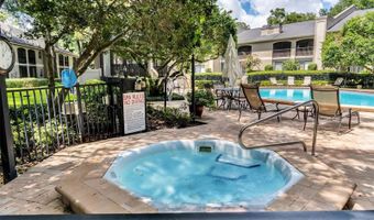 1055 KENSINGTON PARK Dr 205, Altamonte Springs, FL 32714