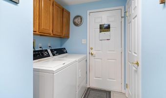 102 Sylvan Lake Blvd, Bayville, NJ 08721