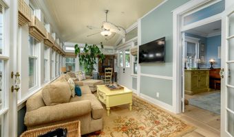 132 Coral St, Beach Haven, NJ 08008