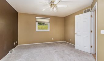 5125 Valley Frg, Asbury, IA 52002