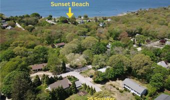 25 Spanker St, Jamestown, RI 02835